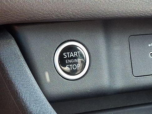 Certified 2023 Nissan Rogue SV AWD/4WD image 22