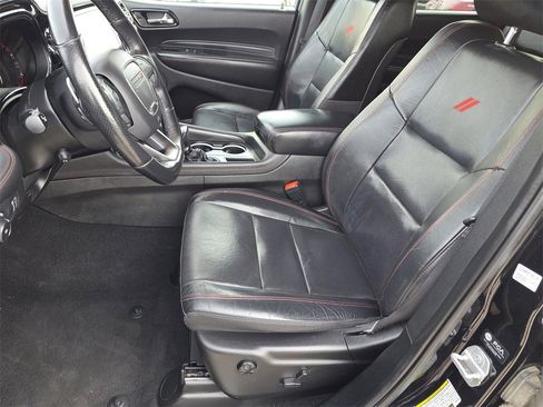Used 2023 Dodge Durango GT image 11