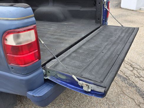 Used 2004 Ford Ranger Edge image 22