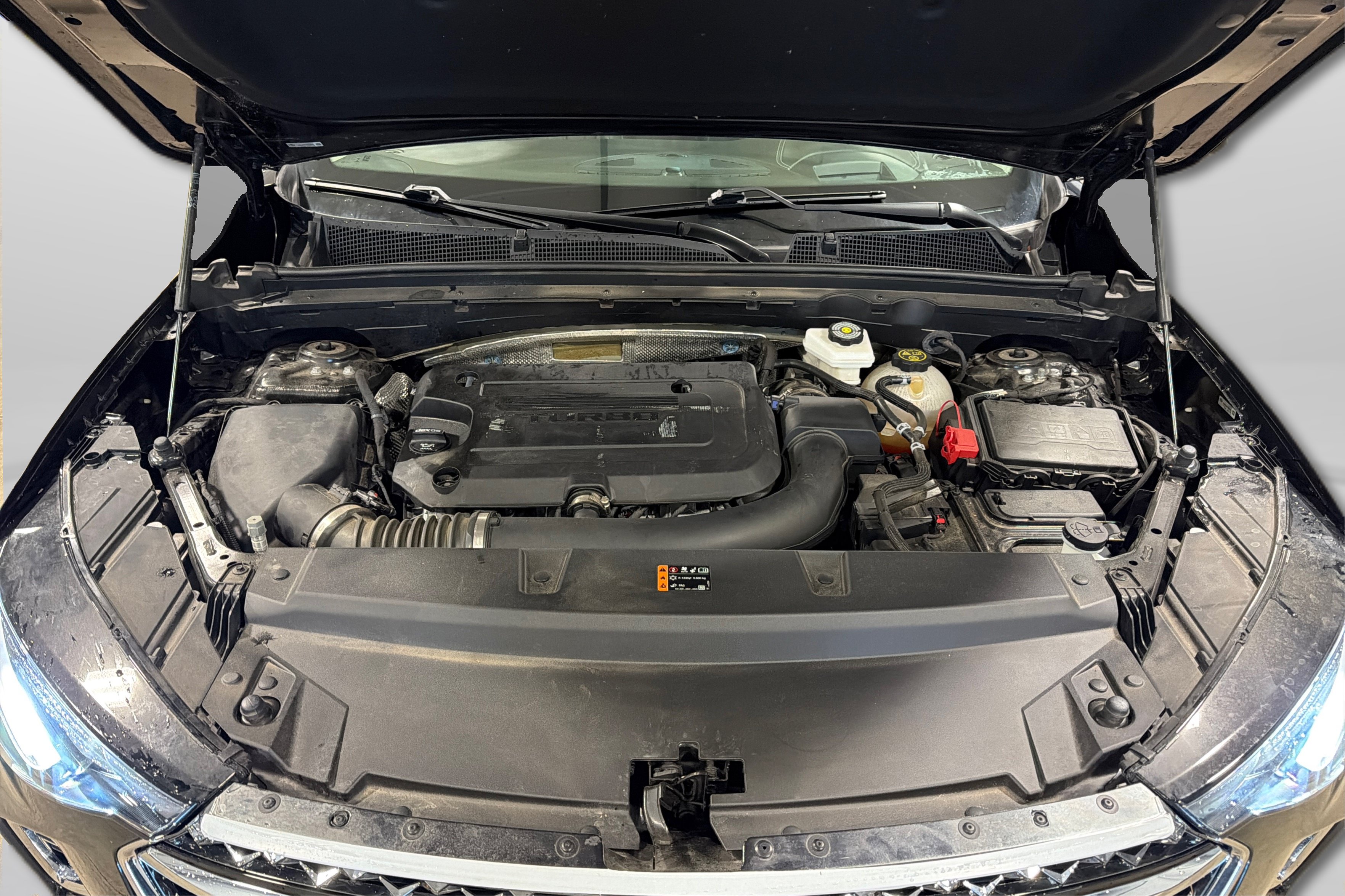 Used 2023 Buick Envision Avenir AWD/4WD image 11