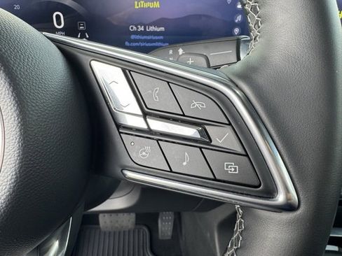 Used 2025 Buick Enclave Preferred image 16