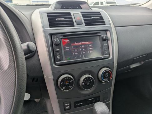 Used 2013 Toyota Corolla S image 15