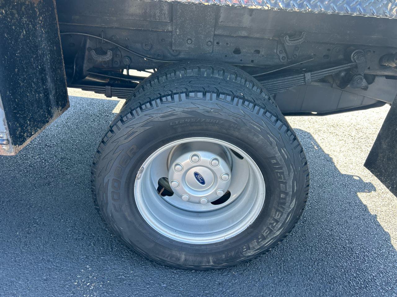 Used 2005 Ford F350 XLT AWD/4WD image 10