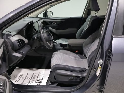 Used 2024 Subaru Outback Premium AWD/4WD image 9