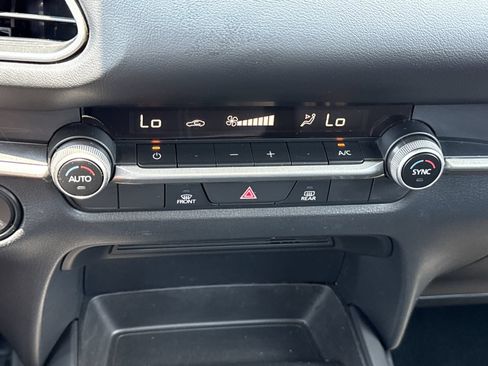 Used 2022 MAZDA CX-30 AWD 2.5 S w/ Select Package image 26