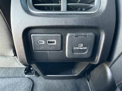 Used 2025 Chevrolet Blazer RS image 25