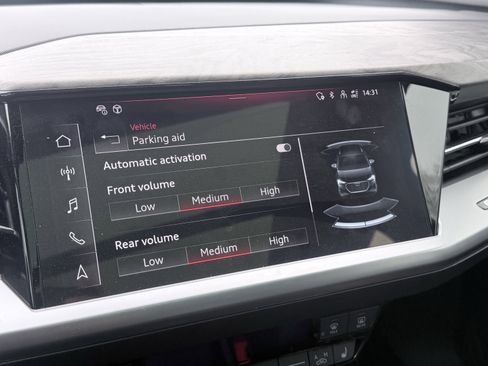 Used 2023 Audi Q4 e-tron Premium Plus w/ Premium Plus image 83