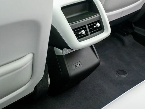 New 2026 Cadillac Lyriq Sport image 25