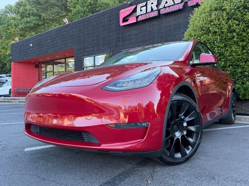 Used 2021 Tesla Model Y Long Range AWD/4WD image 2