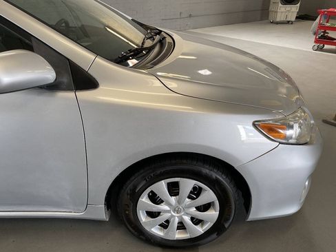 Used 2011 Toyota Corolla LE FWD image 15