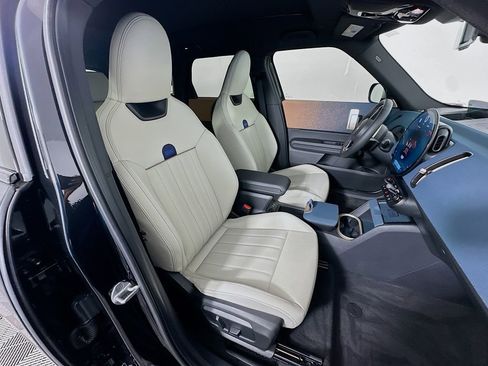 Certified 2025 MINI Cooper Countryman S w/ Comfort Package Max image 28