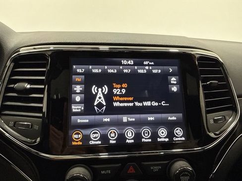 Used 2021 Jeep Grand Cherokee Limited w/ Quick Order Package 28K 80th AWD/4WD image 30