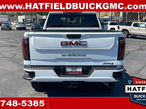 New 2026 GMC Sierra 2500 AT4 w/ AT4 Premium Plus Package AWD/4WD image 4