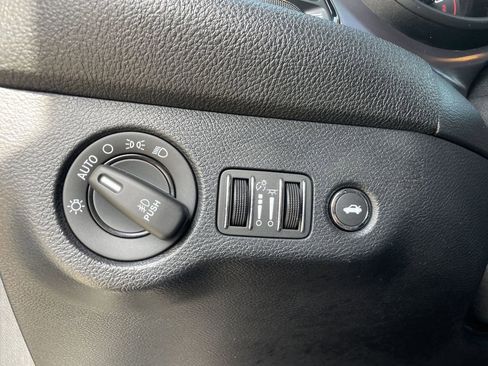 Used 2018 Dodge Challenger SXT Plus image 25