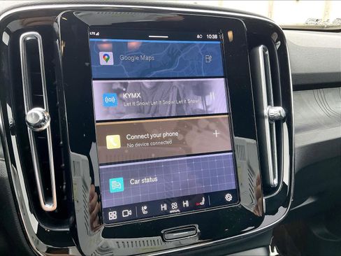 Used 2023 Volvo XC40 Recharge Ultimate image 39