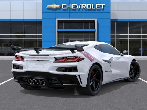 New 2027 Chevrolet Corvette Grand Sport w/ Z52 Sport Performance Package RWD image 4