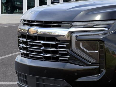 New 2026 Chevrolet Suburban Premier image 15