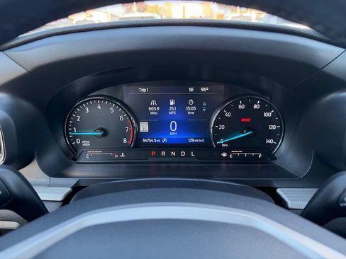 Used 2024 Ford Explorer XLT w/ Equipment Group 202A AWD/4WD image 22