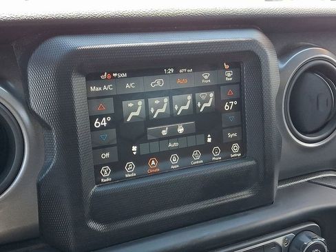 Certified 2023 Jeep Wrangler Unlimited w/ Cold Weather Group image 17