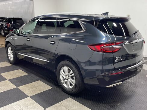 Used 2020 Buick Enclave Essence AWD/4WD image 16