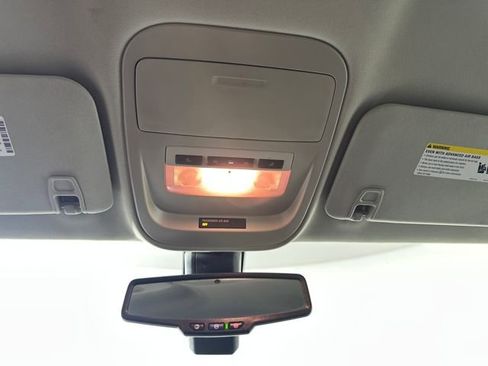 Used 2018 Chevrolet Colorado Z71 w/ Centennial Edition image 24