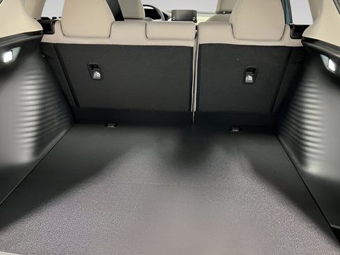 Certified 2024 Honda HR-V LX image 28