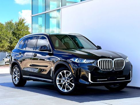 New 2026 BMW X5 xDrive40i w/ Premium Package image 1