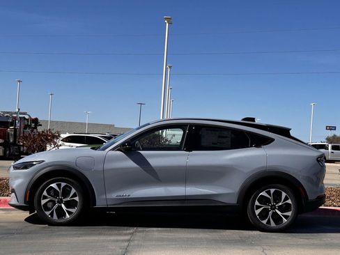 New 2026 Ford Mustang Mach-E Select w/ Technology Package image 3