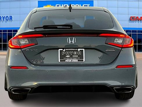 Used 2022 Honda Civic Sport Touring image 6