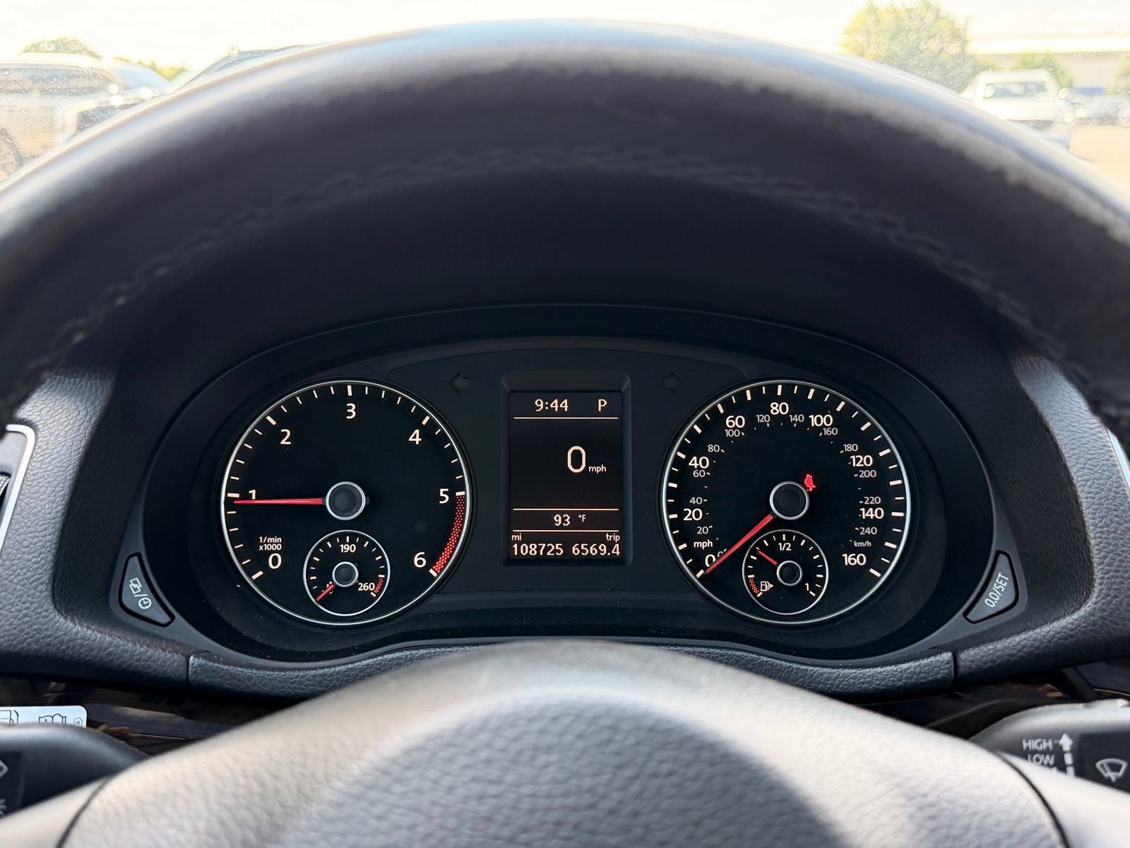 Used 2015 Volkswagen Passat TDI SEL Premium FWD image 38
