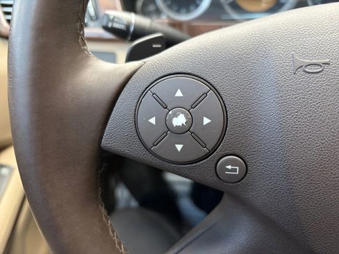 Used 2012 Mercedes-Benz E 350 4MATIC Sedan image 23