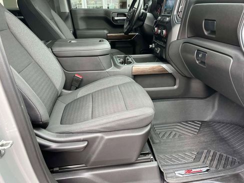 Used 2021 Chevrolet Silverado 1500 RST image 22