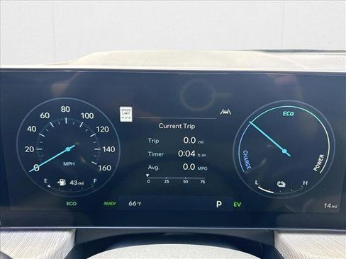 New 2025 Hyundai Sonata Limited image 11