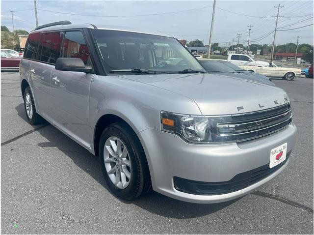 Used 2019 Ford Flex SE FWD image 2