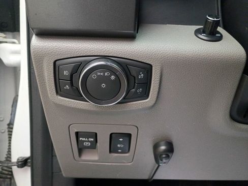 Used 2018 Ford F150 XLT w/ Equipment Group 302A Luxury image 26