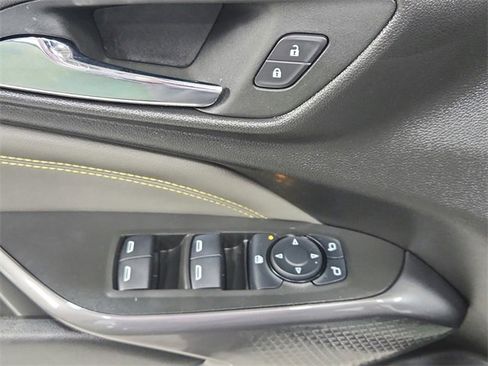 Used 2024 Chevrolet Trax ACTIV w/ Driver Confidence Package image 27