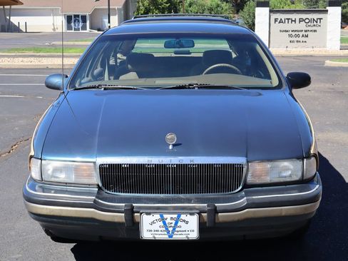 Used 1996 Buick Roadmaster Estate RWD image 12