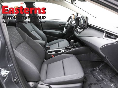 Used 2025 Toyota Corolla LE image 23