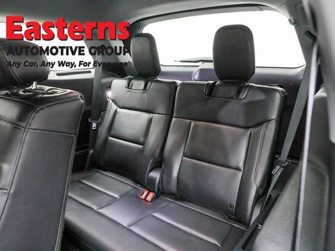 Used 2023 Ford Explorer Limited image 30