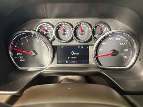 Used 2021 Chevrolet Tahoe LT w/ Luxury Package RWD image 32