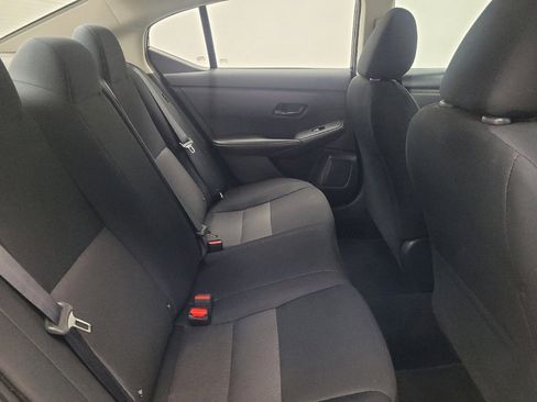 Used 2024 Nissan Sentra SV FWD image 19
