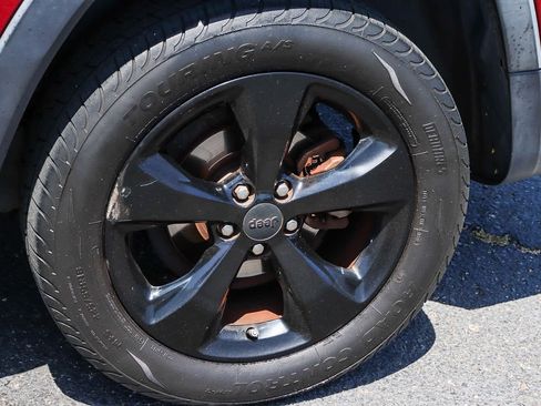 Used 2017 Jeep Cherokee High Altitude FWD image 12
