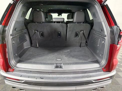 Used 2024 GMC Acadia Elevation image 26