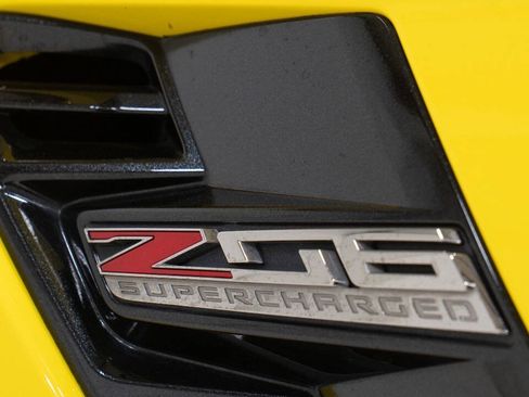 Used 2018 Chevrolet Corvette Z06 RWD image 15