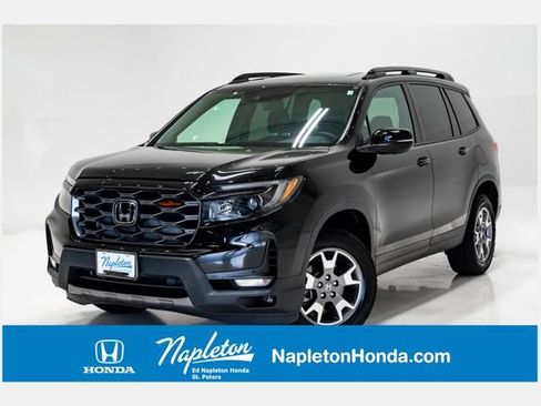 Used 2023 Honda Passport TrailSport image 1