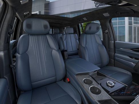 New 2026 Cadillac Escalade IQL Sport 2 AWD/4WD image 16