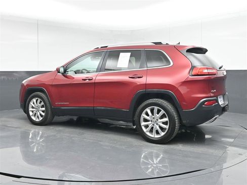 Used 2017 Jeep Cherokee Limited w/ Trailer Tow Group image 7