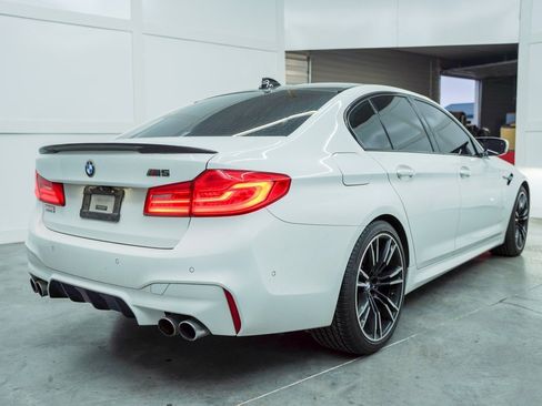 Used 2019 BMW M5 image 4