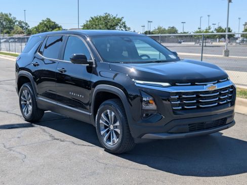 New 2026 Chevrolet Equinox LT w/ Safety and Technology Package image 7