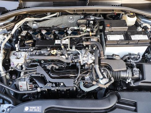 Certified 2022 Toyota Corolla Cross L image 27